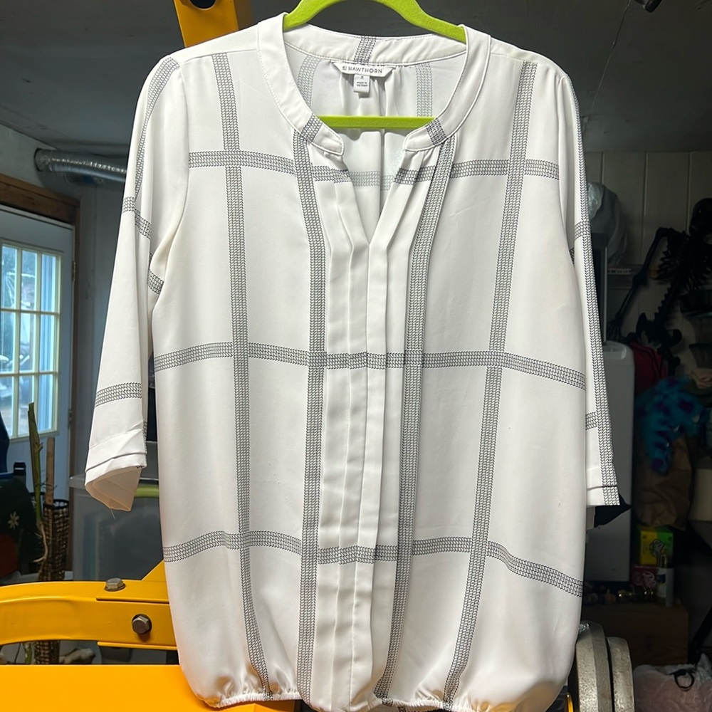 41 Hawthorn 1/2 sleeve blouse black stripe white lightweight